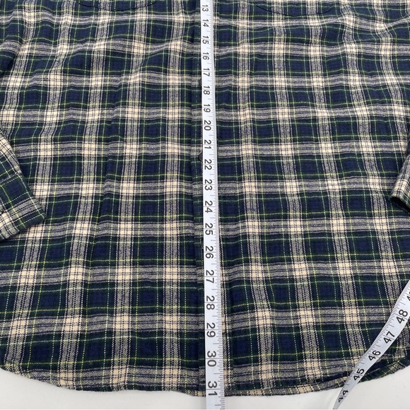 Field and Stream Flannel Button up Shirt XL - Picture 4 of 6